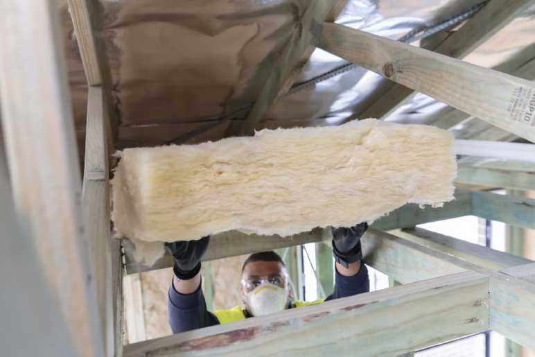 Comparing Fiberglass with Other Insulation Types