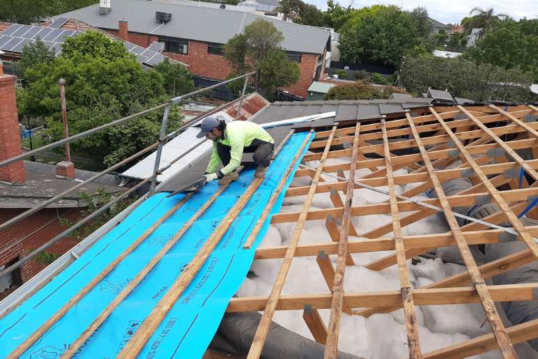 When Should You Install Roof Sarking?